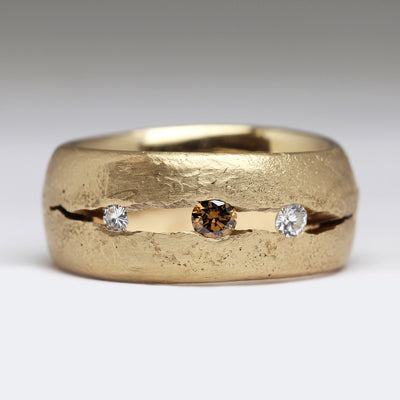 Sandcast 9ct Yellow Gold 9mm Ring with Chocolate & White Diamonds