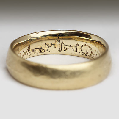9ct Yellow Gold Sandcast Ring with Infinite City Skyline Engraving