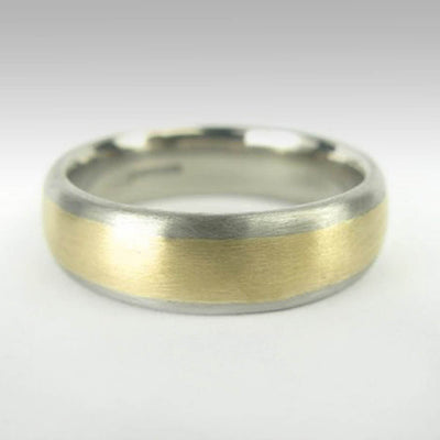 18ct White Gold Ring with 18ct Yellow Gold Inlay