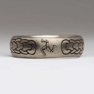 18ct White Gold Ring with Isle of Man Triskellion & Gauts Cross Engraving