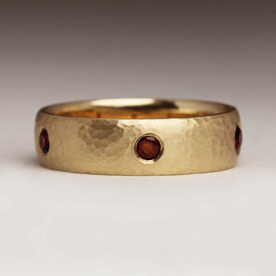 9ct Yellow Gold, Hammered Texture and x5 Garnets