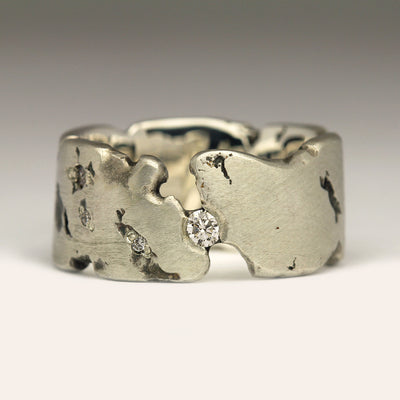R52C 10mm in Silver with Extra Diamonds Set in Cracks