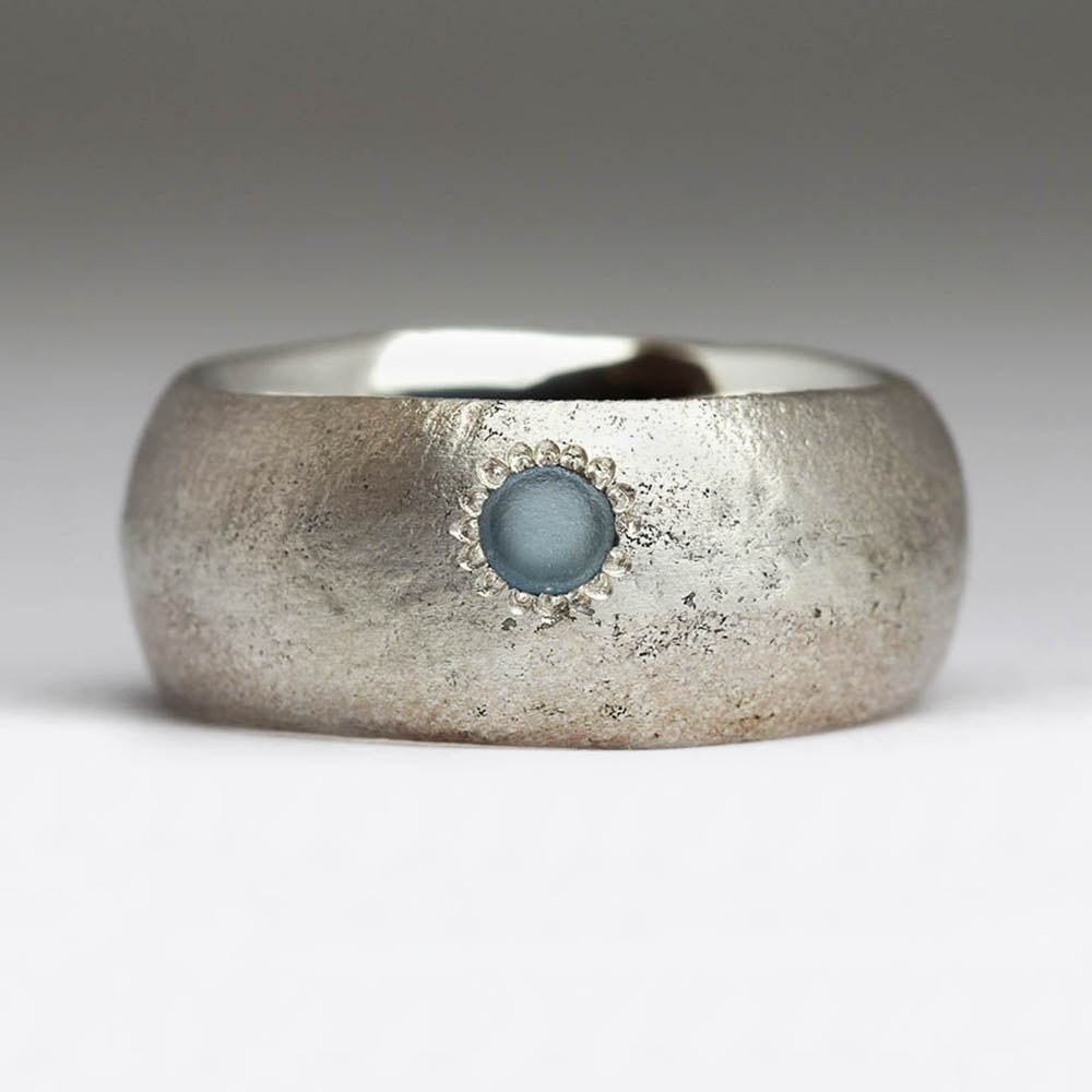 Sandcast Silver Ring with Bead Set Sea Glass – Justin Duance