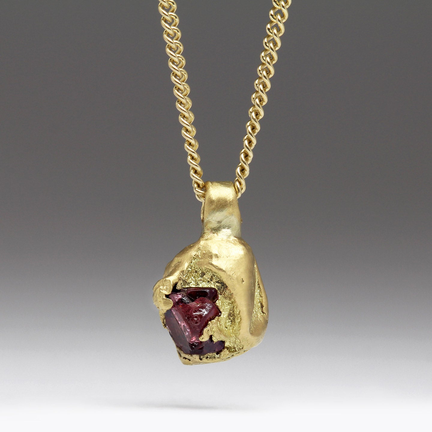 Rough Spinel and 18ct Gold Pendant - Off the Bench Peg – Justin Duance